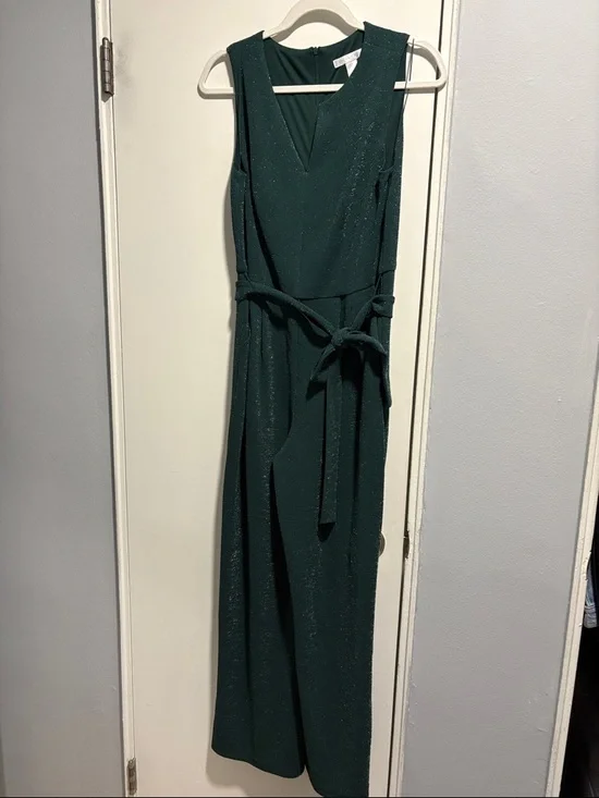London Times Dark Green Sleeveless Jumpsuit with V-Neck and Tie Waist - Picture 1 of 6
